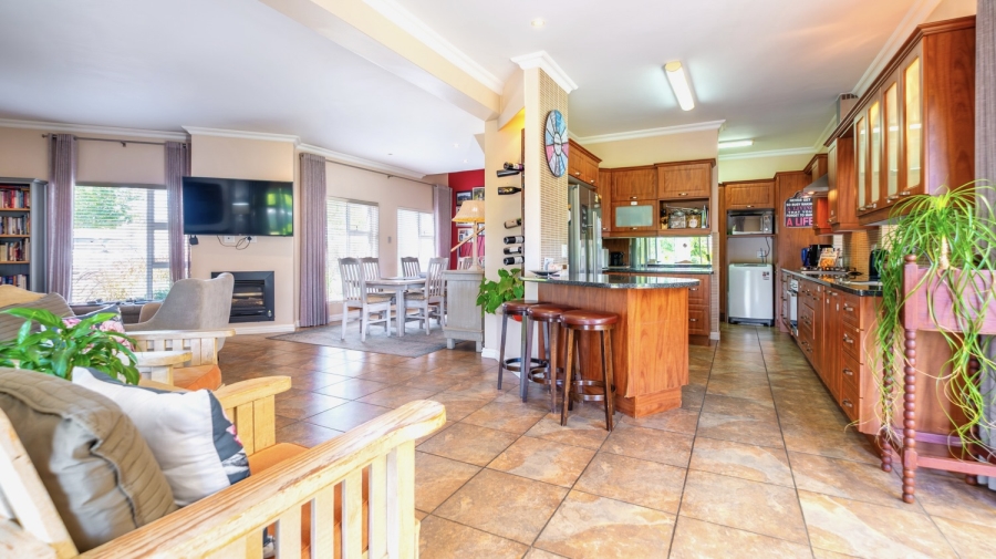 3 Bedroom Property for Sale in Kingswood Golf Estate Western Cape